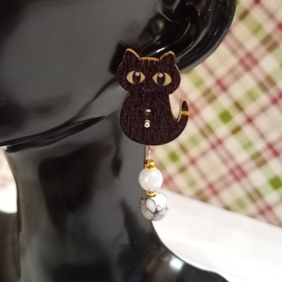 Home Made Handmade Wood & Metal Cat Black Button Earrings #42 - Picture 3 of 9